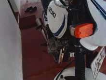 Suzuki GS125 1999 Motorbike