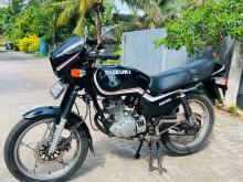 Suzuki GS125 1999 Motorbike