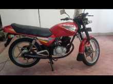 Suzuki Gs125 1999 Motorbike