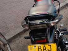Suzuki GS 150 R 2017 Motorbike