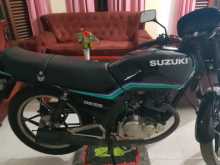 Suzuki GS125 1999 Motorbike