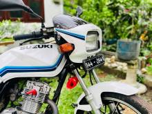 Suzuki Gs125 1997 Motorbike