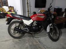 Suzuki Gs125 2000 Motorbike
