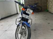 Suzuki GS125 2006 Motorbike
