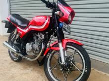 Suzuki GS125 Japan 1998 Motorbike