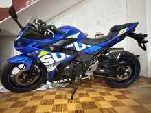 Suzuki GSX R 2023 Motorbike