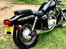 Suzuki GZ 125 2005 Motorbike