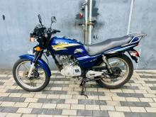 Suzuki Hj 125 K 2006 Motorbike