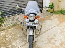 Suzuki Honda CM Custom 2004 Motorbike
