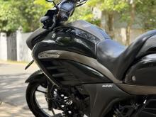 https://riyasewana.com/uploads/suzuki-intruder-1014121919216.jpg