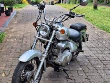 Suzuki Intruder VL125LC 2000 Motorbike