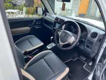 https://riyasewana.com/uploads/suzuki-jimny-landventure-2015-2712094912554.jpg