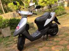 Suzuki Lets 2025 Motorbike
