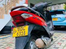 https://riyasewana.com/uploads/suzuki-lets-1112572313322.jpg