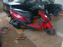 Suzuki Lets 2016 Motorbike