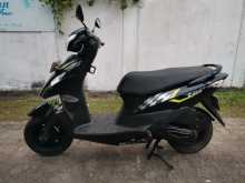 Suzuki Lets 2017 Motorbike