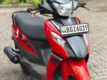 Suzuki Lets 2017 Motorbike