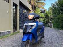 Suzuki Lets 2017 Motorbike