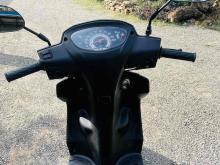 https://riyasewana.com/uploads/suzuki-lets-308182824541.jpg