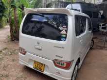 https://riyasewana.com/uploads/suzuki-my-55-2017-165515912153.jpg