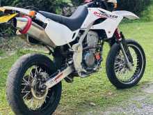 https://riyasewana.com/uploads/suzuki-sb-tracker-1123584022733.jpg