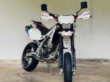 Suzuki SB Tracker 2010 Motorbike