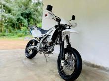 https://riyasewana.com/uploads/suzuki-sb-tracker-187392224673.jpg