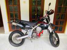 https://riyasewana.com/uploads/suzuki-sb-tracker-2914475113782.jpg