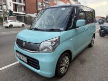 Suzuki SPACIA 2017 Car