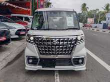 Suzuki Spacia 2023 Car
