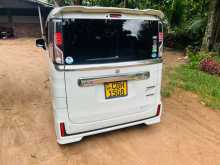 https://riyasewana.com/uploads/suzuki-spacia-182102544472.jpg