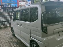 https://riyasewana.com/uploads/suzuki-spacia-2013201117643.jpg
