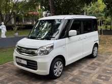 Suzuki Spacia 2017 Car