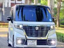 Suzuki Spacia 2018 Car