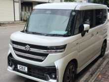 Suzuki Spacia 2023 Car