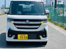 Suzuki Spacia 2023 Car