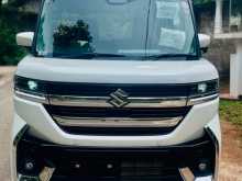 Suzuki SPACIA 2023 Car