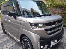 Suzuki Spacia 2023 Car