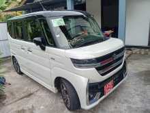 Suzuki Spacia 2024 Car
