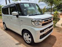 Suzuki SPACIA 2025 Car