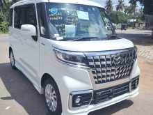 Suzuki Spacia 2023 Car