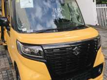 Suzuki Spacia 2023 Car