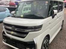 Suzuki Spacia Custom XS 2025 Car
