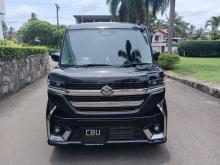 Suzuki Spacia Custom XS 2025 Car