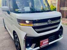 Suzuki Spacia Custom XS 2025 Car