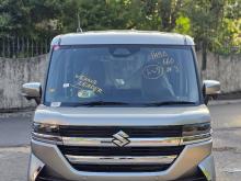 Suzuki Spacia Custom XS 2025 Car