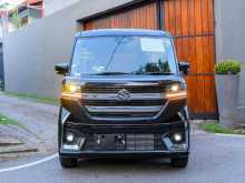 Suzuki Spacia Custom XS 2023 Car