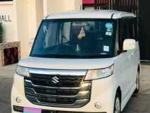 Suzuki Spacia Custom Z 2017 Car
