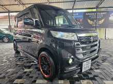 Suzuki Spacia Custom Z 2017 Car