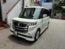 Suzuki SPACIA CUSTOM Z SAFETY 2017 Car